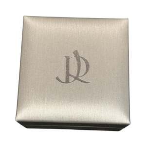 Jewelers Necklace Or Bracelet Silver Square Pillow Gift / Presentation Box